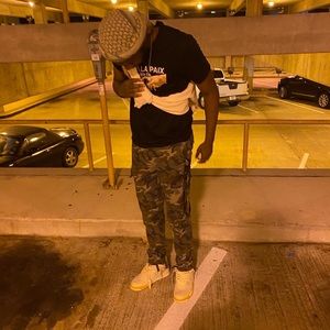 Meet your Posher, Johnathon